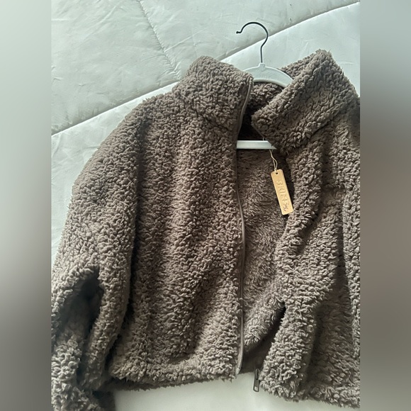 Skims Teddy Sherpa Jacket - Picture 5 of 5